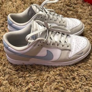 Nike Women's White and Light Blue Sneakers